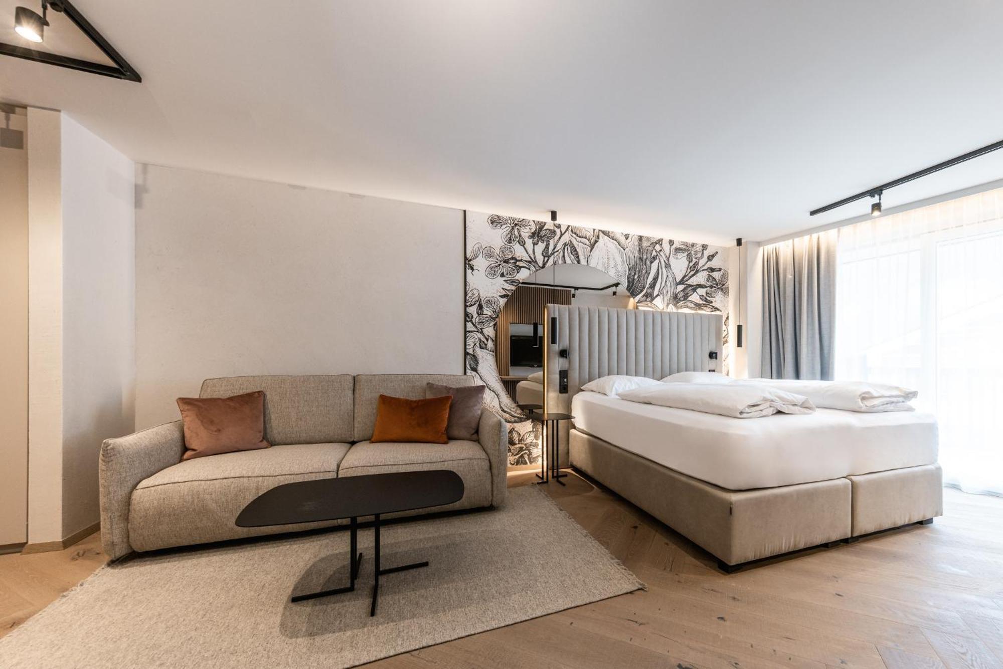 Hotel Prokulus Натурно Екстер'єр фото